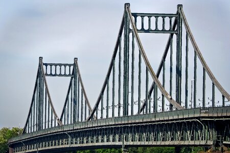 Metal frame suspension bridge crossing