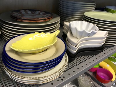 Plate bowl kitchen photo