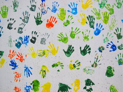 Colorful wall finger