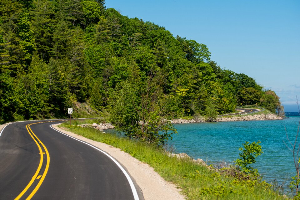 Winding asphalt curve