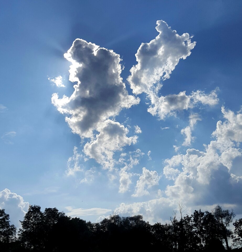 Cloud sky romance