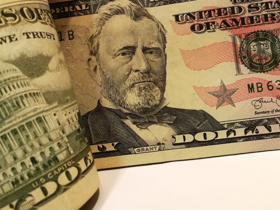 Gold currency savings
