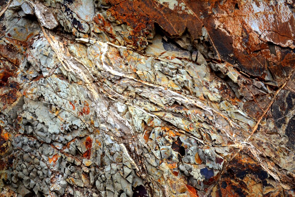 Color ground detail
