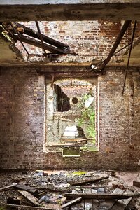 Pforphoto old decay