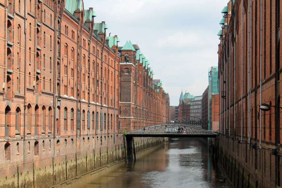 Elbe old speicherstadt brick photo