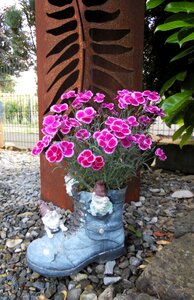 Flowers home garden sculpture