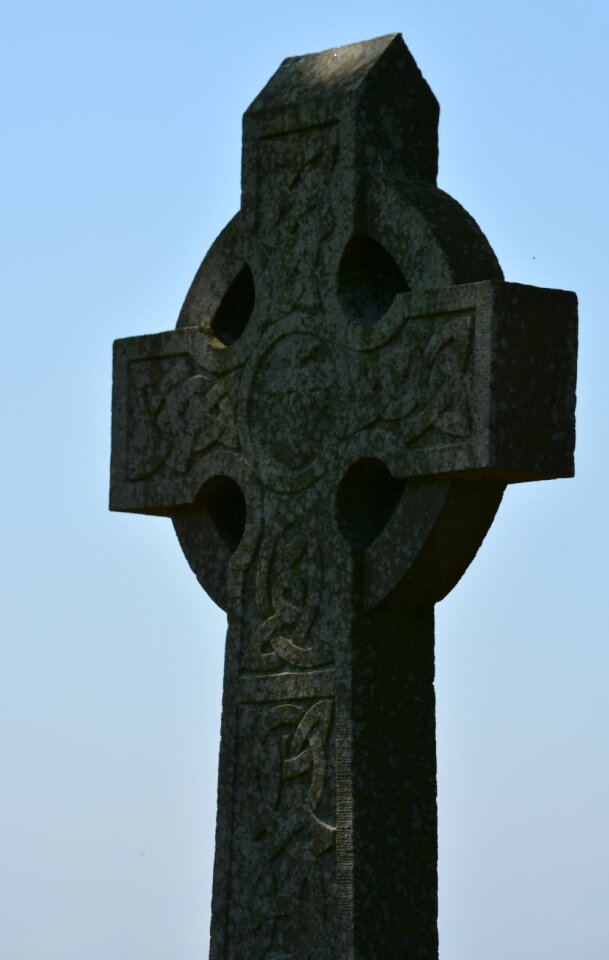 Cross ireland christianization