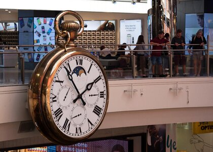 Watch countdown time clock