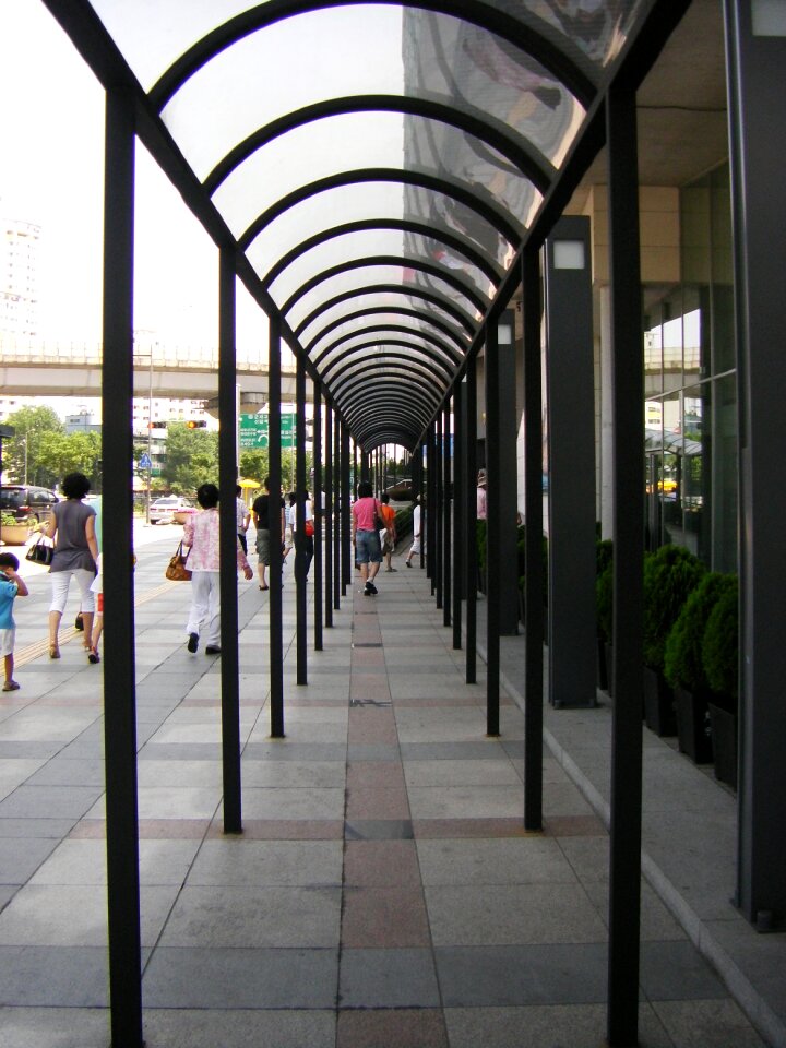 Sculpture steel pathway