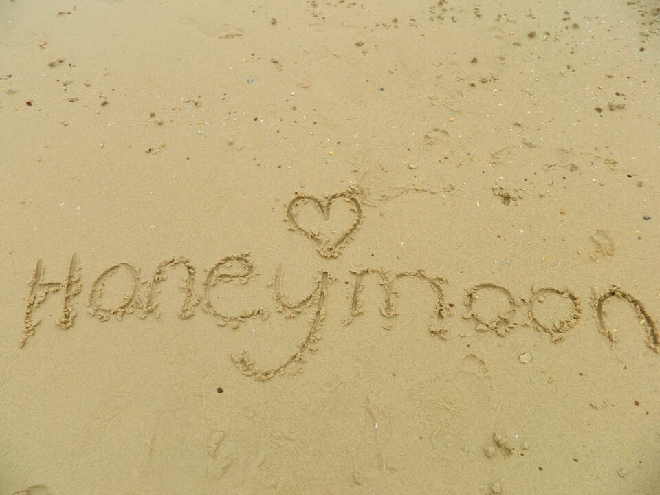 Love travel romantic