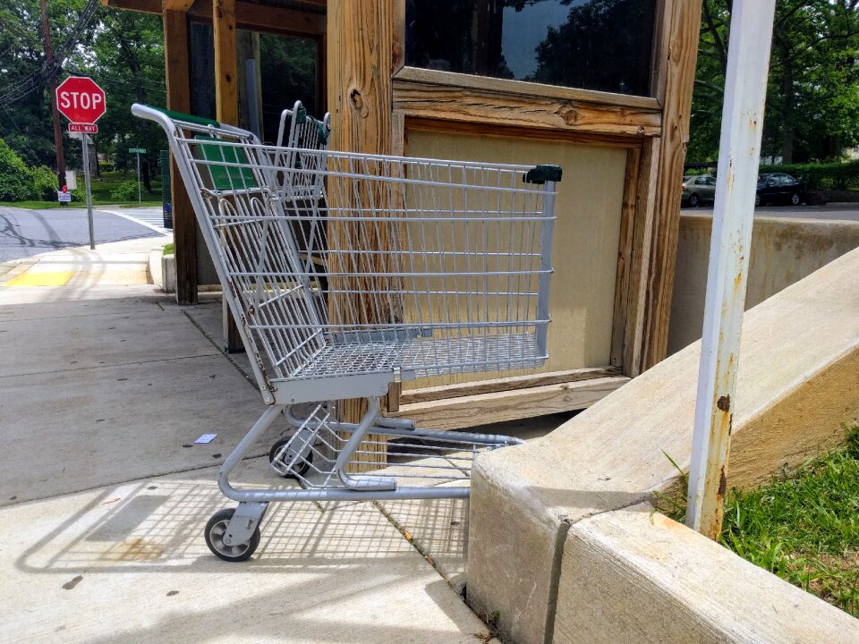 Supermarket bus stop shop