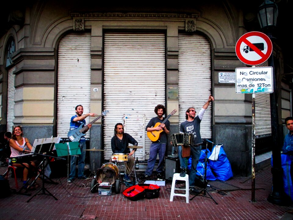 Musicians buenos aires street