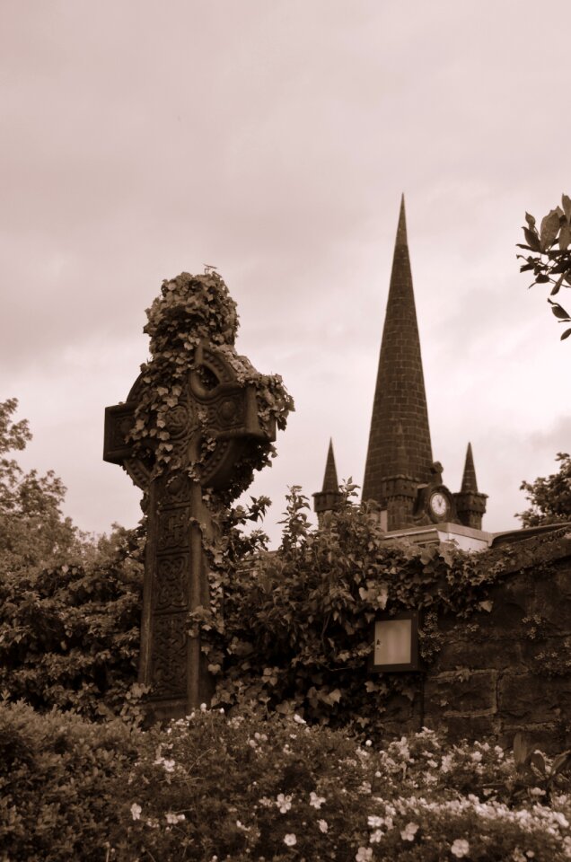 Tombstone cross grave