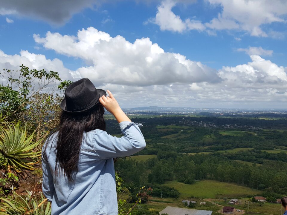 Blue sky vista green