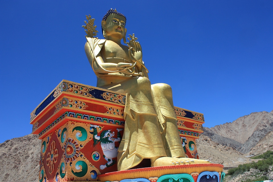 Temple buddhist temple complex