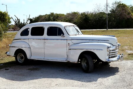 White vintage havana