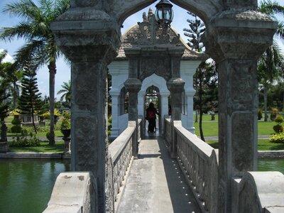 Tropical tourism architecture