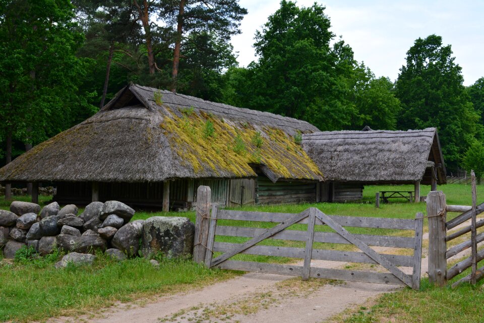Rumsiskes countryside village