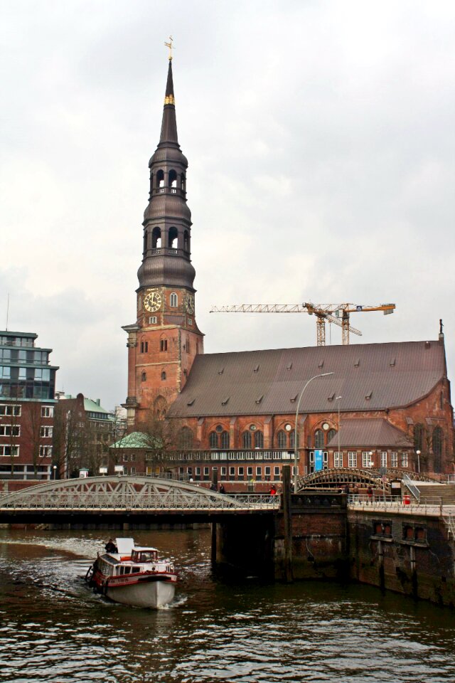 Hamburgensien bad weather photography port