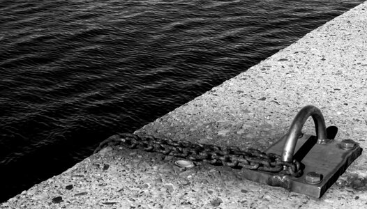 Sea networks moored