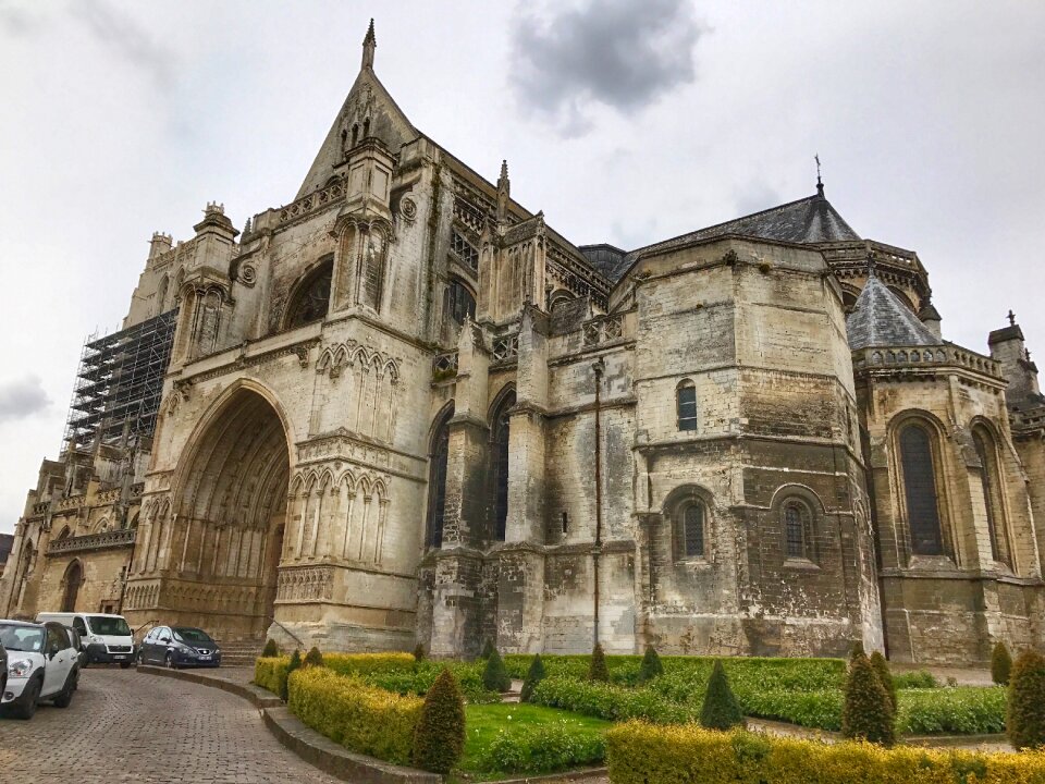 Pas de calais religion catholics