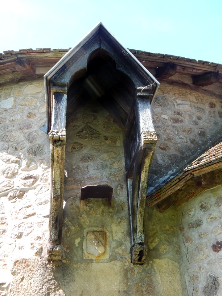 Holy niche alternate space protection saint