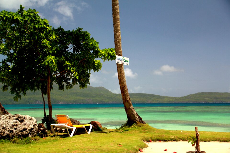 Grass deck chair turquoise photo