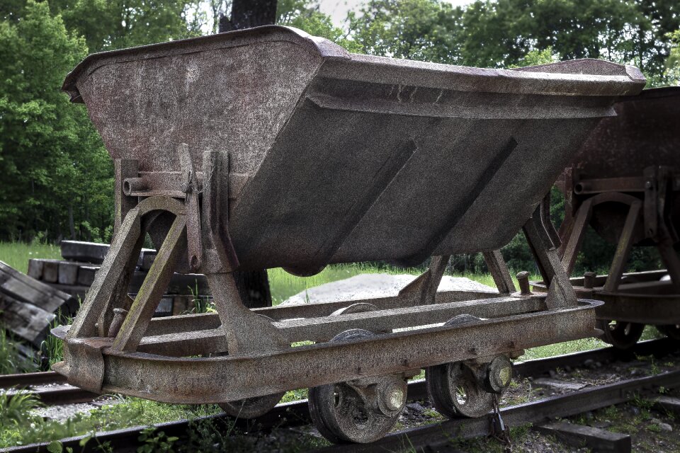 Rail rust oxidation