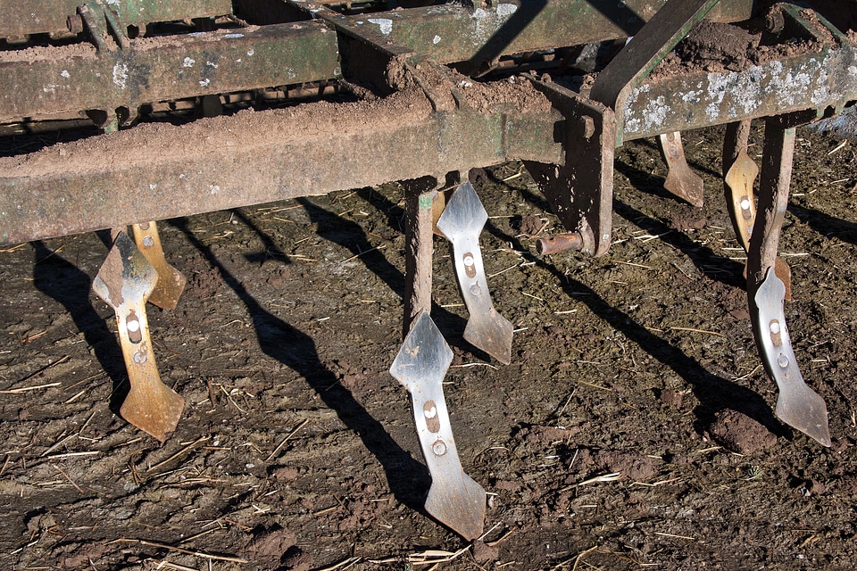 Iron device agricultural