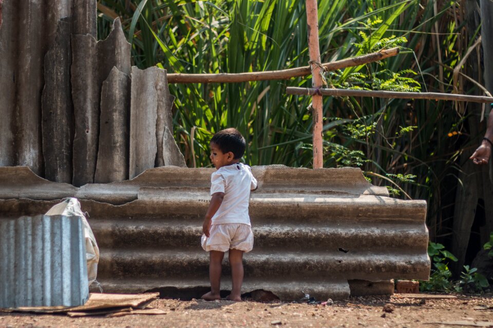 Poor child homeless