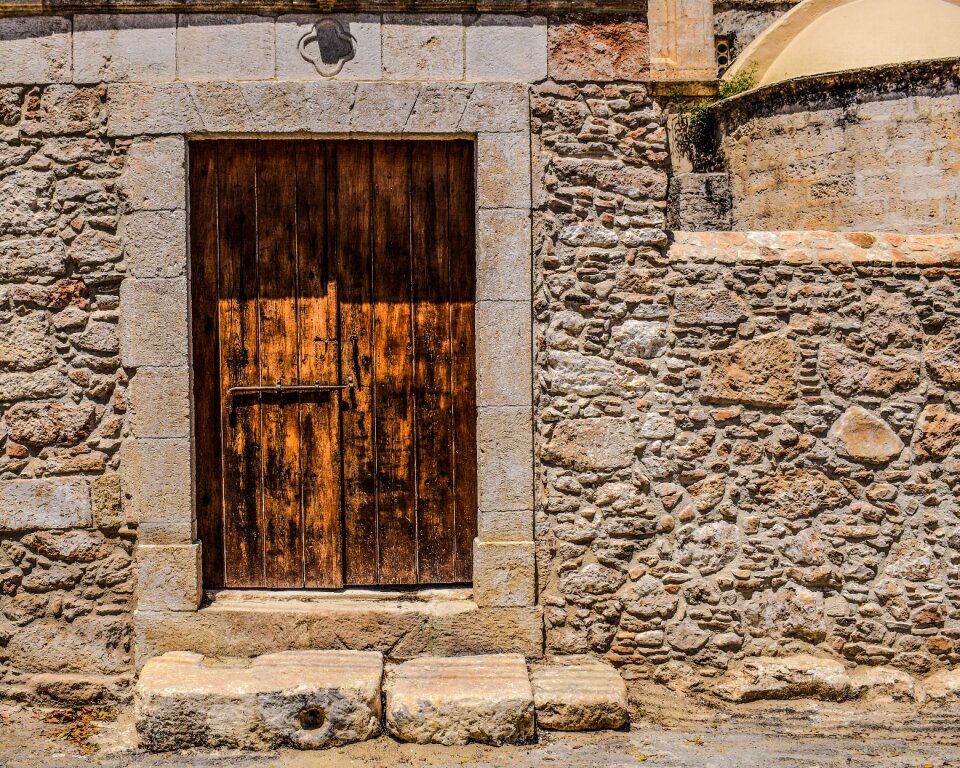 Entrance yard church