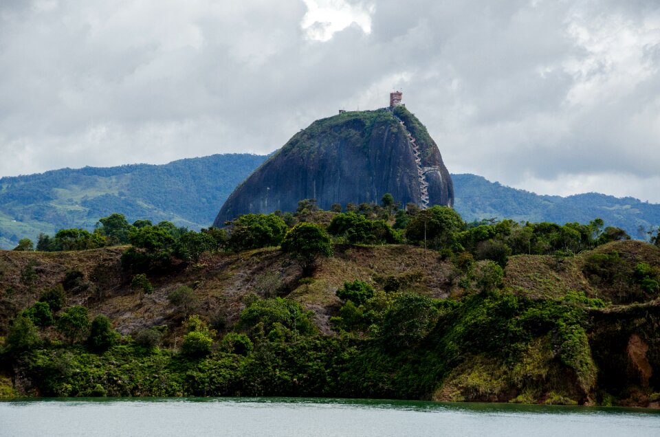 Reservoir islands tourism