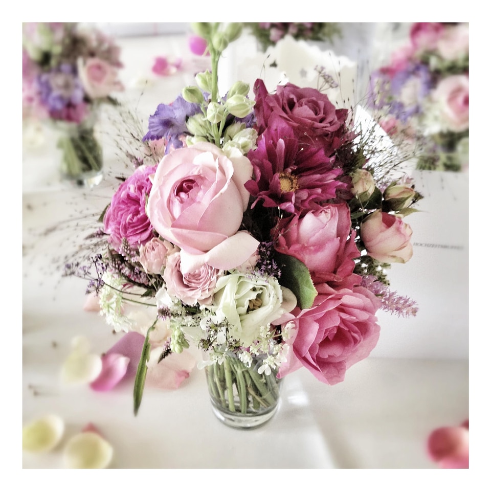 Hand labor decoration love