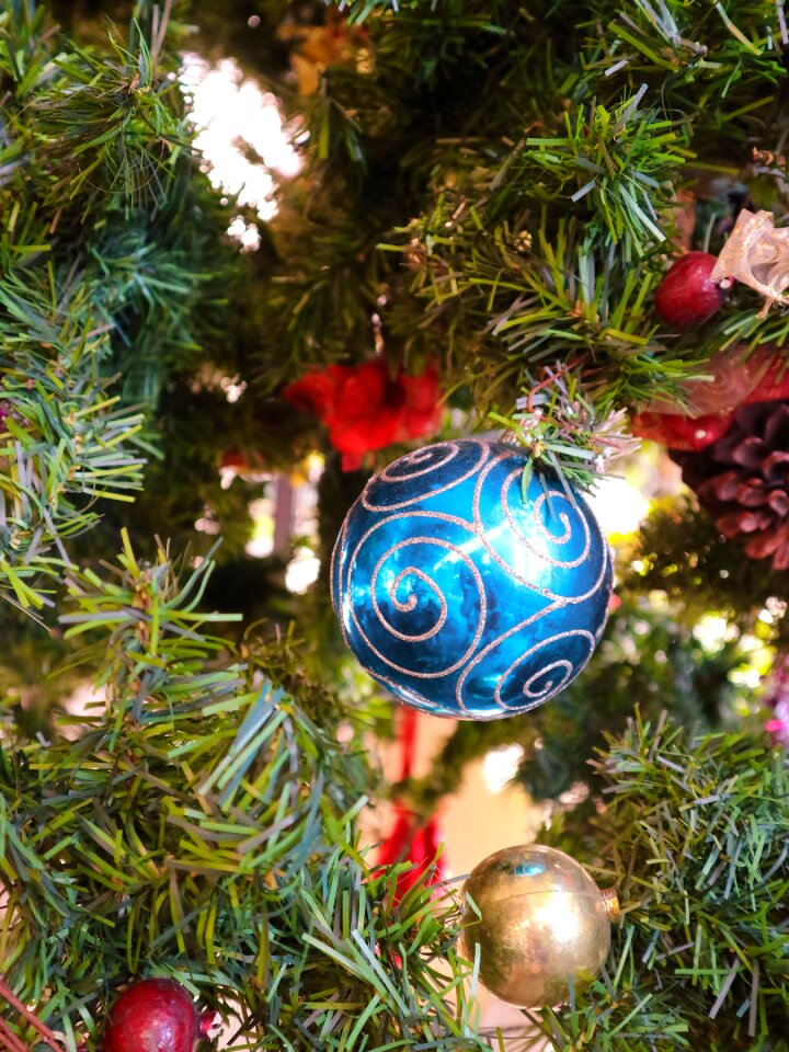 Ornaments christmas tree