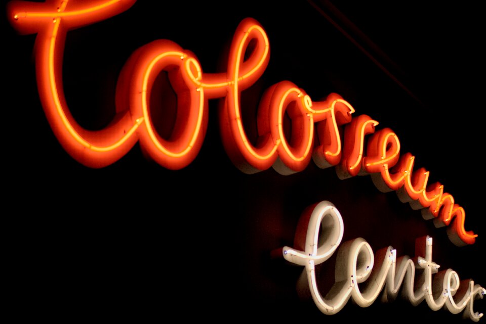 Neon colosseum center neon tube