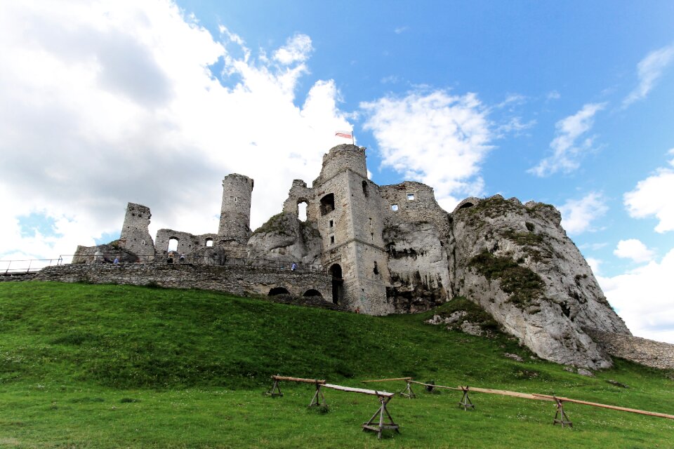 Attraction landscape castle