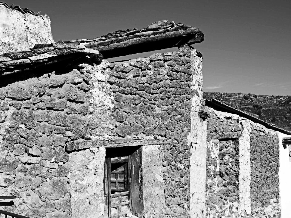 Ruin window house abandoned