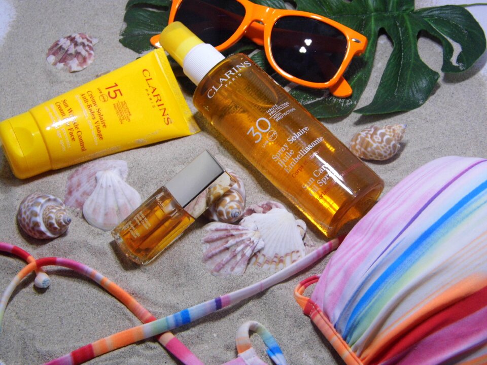 Summer solar cosmetic