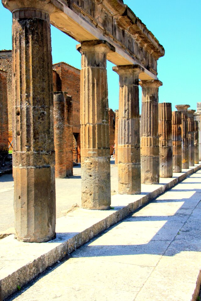 Architecture italian monument