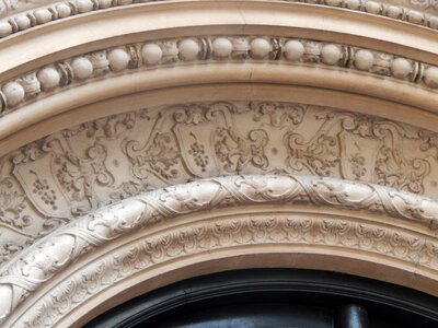 Ornament design arc
