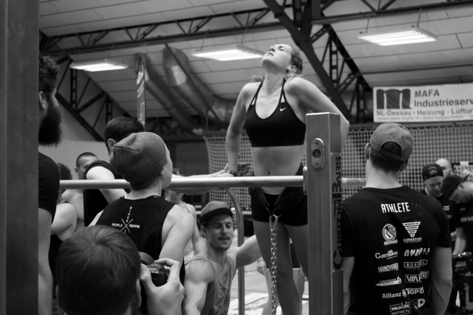 Discipline gymnast movement
