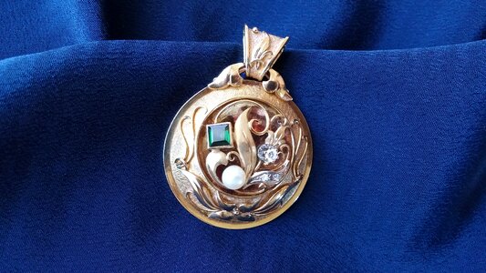 Expensive precious gold