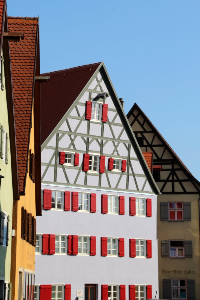 Fachwerkhaus dinosaur shutters