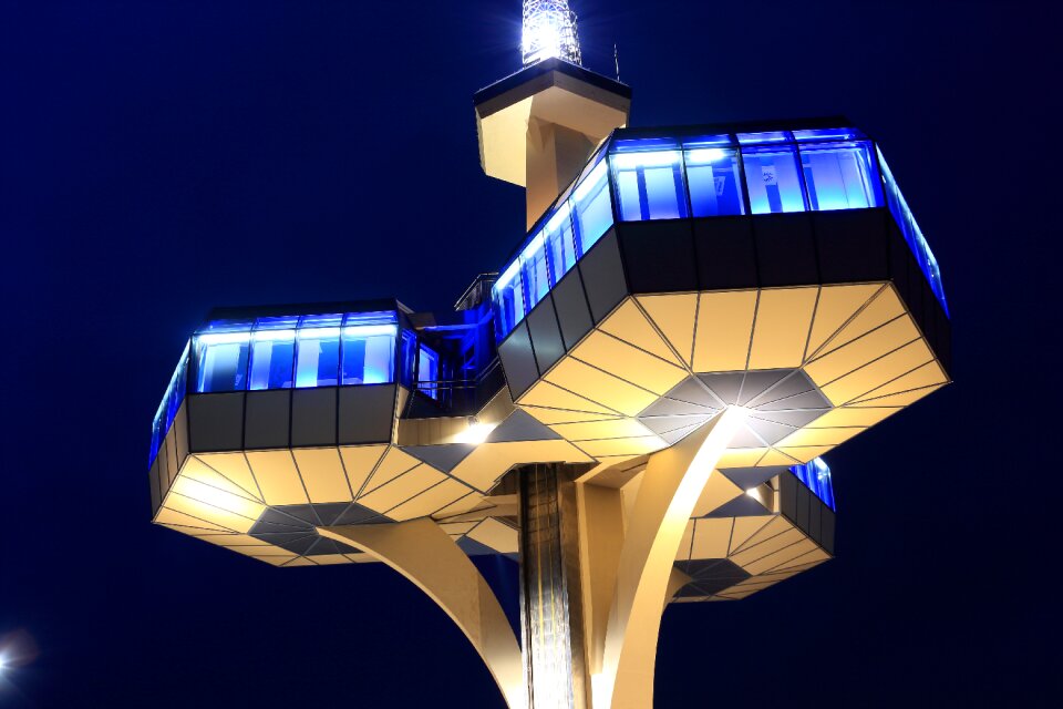 Tower communications transmission