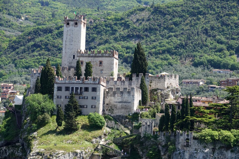 Malcesine garda italy photo