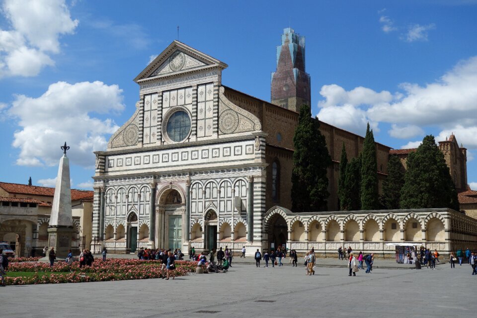Church architecture tuscany