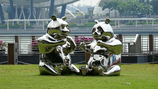 Singapore bay bears
