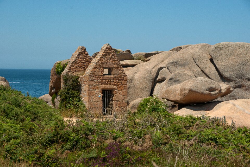 Perros guirec side granite