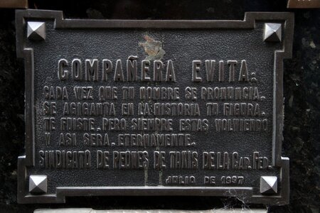 Monument graveyard argentina