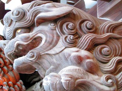 Temple japanese carving photo